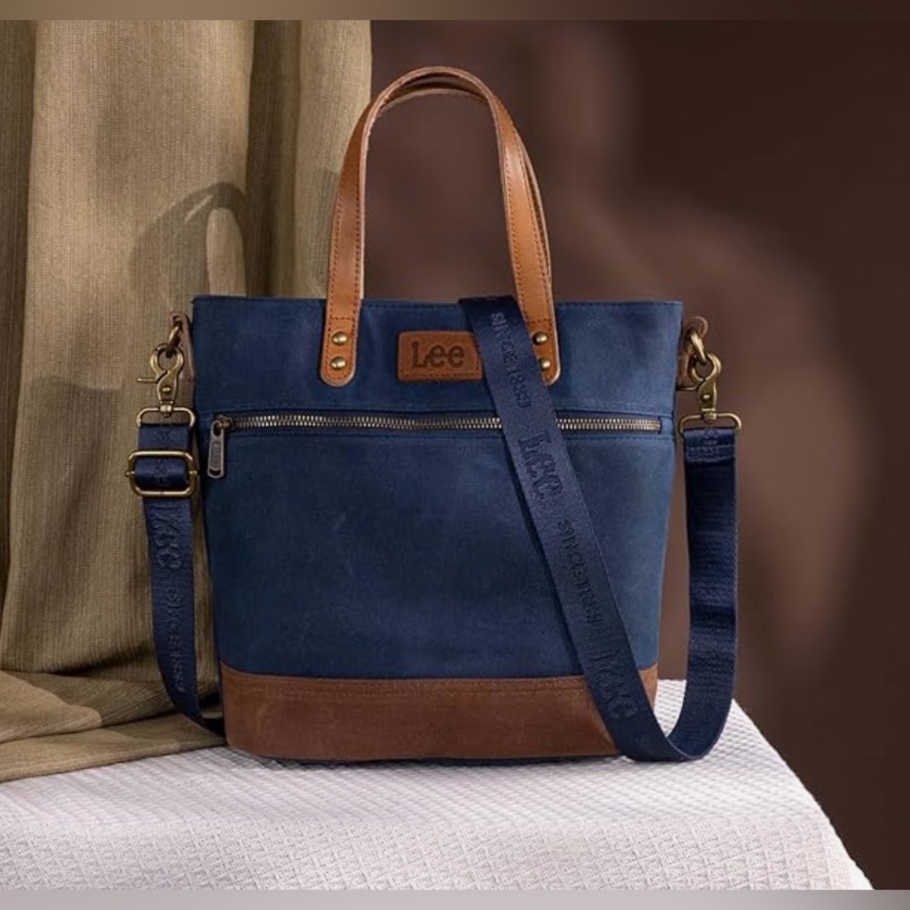 Lee canvas crossbody tote - Picture 3 of 5